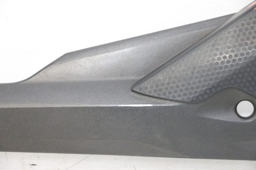 photo de FUSSRASTEN HALTEPLATTEN VORN RECHT YAMAHA XJ6 ABS 600 (2008 - 2016)