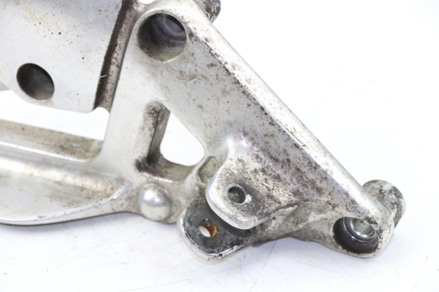 photo de FUSSRASTEN HALTEPLATTEN VORN RECHT YAMAHA XJS DIVERSION 600 (2000 - 2003)