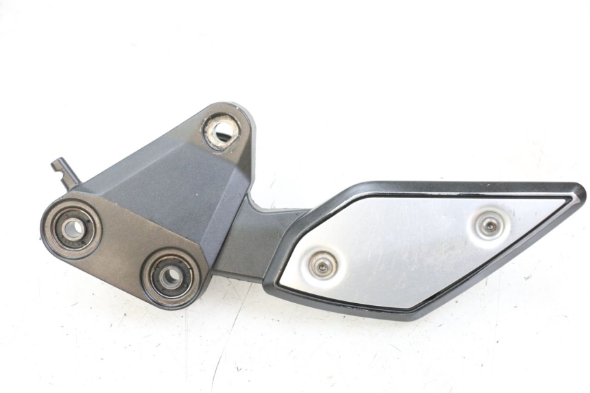 photo de FUSSRASTEN HALTEPLATTEN VORN RECHT YAMAHA FZ1 FAZER 1000 (2007 - 2009)