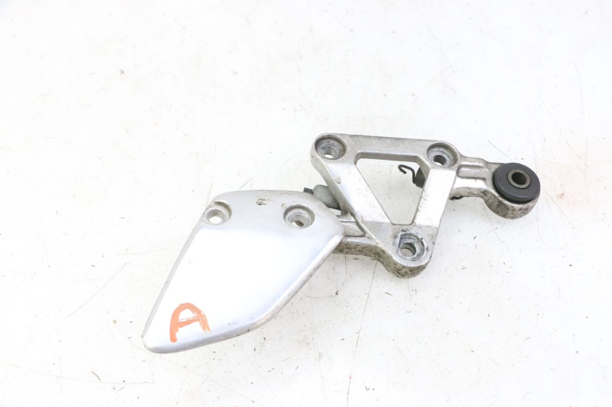 photo de RECHTE VORDERE FUßRASTENHALTERUNG YAMAHA FZS FAZER 600 (2001 - 2003)