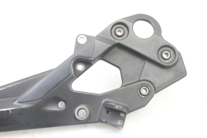 photo de FUSSRASTEN HALTEPLATTEN VORN RECHT YAMAHA XJ6 ABS 600 (2008 - 2016)