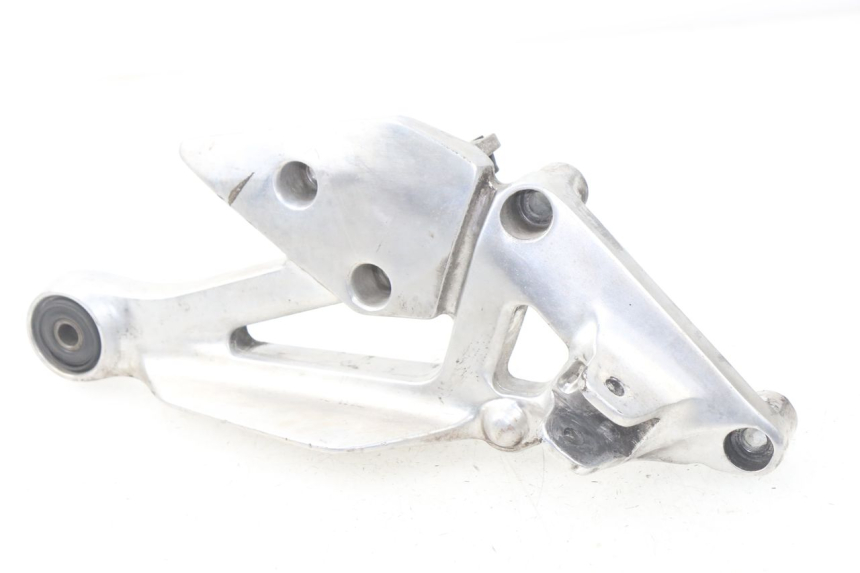 photo de FUSSRASTEN HALTEPLATTEN VORN RECHT YAMAHA XJ600 XJ DIVERSION 600 (1992 - 1997)
