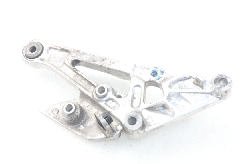 photo de FUSSRASTEN HALTEPLATTEN VORN RECHT YAMAHA XJ600 XJ DIVERSION 600 (1992 - 1997)