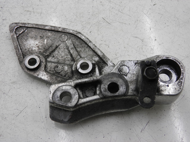 photo de FUSSRASTEN HALTEPLATTEN VORN RECHT YAMAHA XJR 1300 (1998 - 2002)