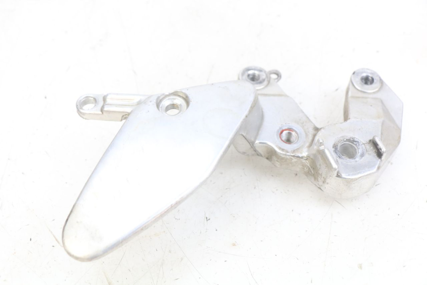 photo de RECHTE VORDERE FUßRASTENHALTERUNG YAMAHA YZF R THUNDERCAT 600 (1996 - 2003)