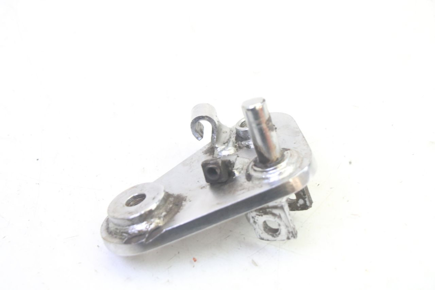 photo de FUSSRASTEN HALTEPLATTEN VORN RECHT KYMCO ZING 125 (1997 - 2003) - Alternative Perspektive