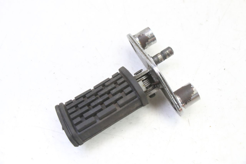 photo de FUSSRASTEN HALTEPLATTEN VORN LINKS APRILIA CLASSIC 125 (1995 - 2001)