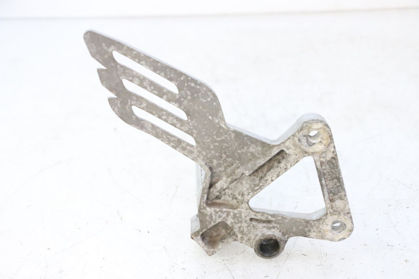 photo de FUSSRASTEN HALTEPLATTEN VORN LINKS STAHO FH 50 (2018 - 2019)