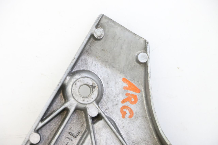photo de FUSSRASTEN HALTEPLATTEN VORN LINKS YAMAHA FJ 36Y 1100 (1984 - 1985)