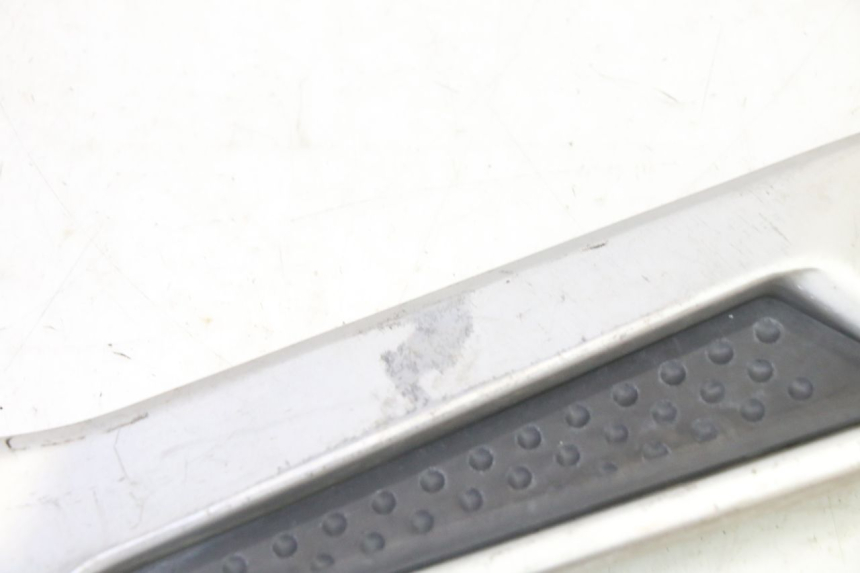 photo de LINKE VORDERE FUßRASTENHALTERUNG YAMAHA FJR ABS 1300 (2006 - 2012)