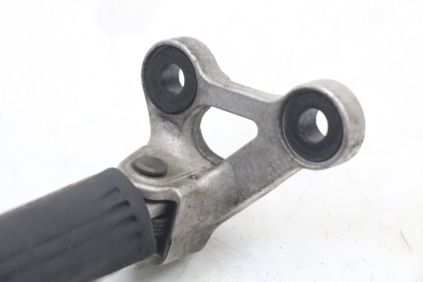 photo de FUSSRASTEN HALTEPLATTEN VORN LINKS HONDA CBR F 1000 (1993 - 1996)