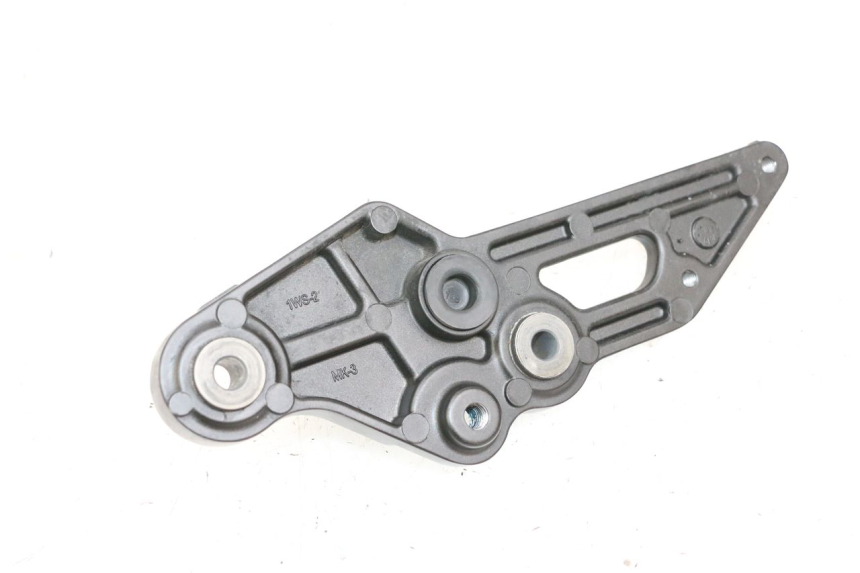 photo de FUSSRASTEN HALTEPLATTEN VORN LINKS YAMAHA MT-07 MT07 ABS 700 (2018 - 2020) - Detailansicht des Bauteils