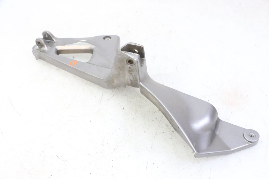 photo de FUSSRASTEN HALTEPLATTEN VORN LINKS HONDA NTV DEAUVILLE ABS 700 (2007 - 2016)