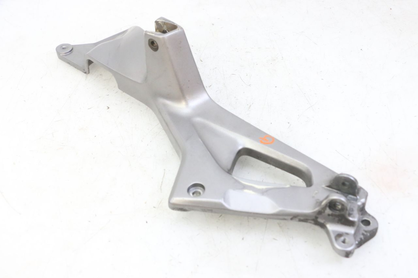 photo de FUSSRASTEN HALTEPLATTEN VORN LINKS HONDA NTV DEAUVILLE ABS 700 (2007 - 2016)