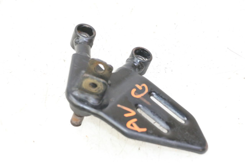 photo de FUSSRASTEN HALTEPLATTEN VORN LINKS MAG POWER R-STREET 50 (2016 - 2025)