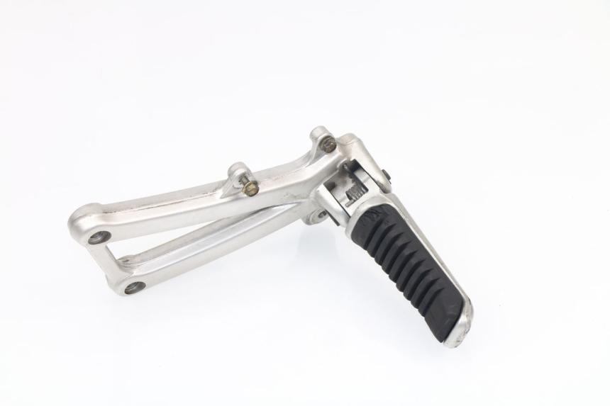 photo de FUSSRASTEN HALTEPLATTEN VORN LINKS DUCATI ST2 944 (1997 - 2003)