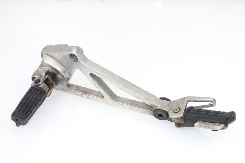 photo de FUSSRASTEN HALTEPLATTEN VORN LINKS HONDA VF 1000 (1984 - 1988)