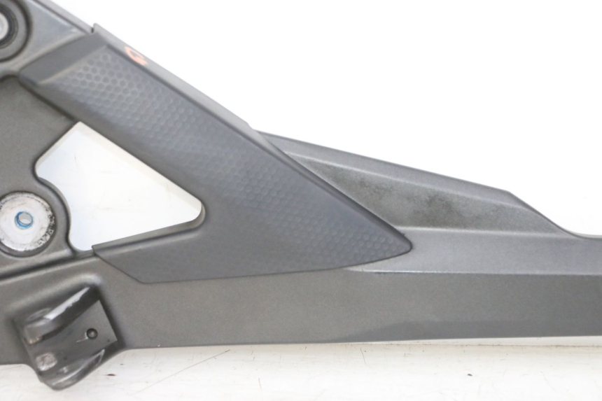 photo de FUSSRASTEN HALTEPLATTEN VORN LINKS YAMAHA XJ6 ABS 600 (2008 - 2016)