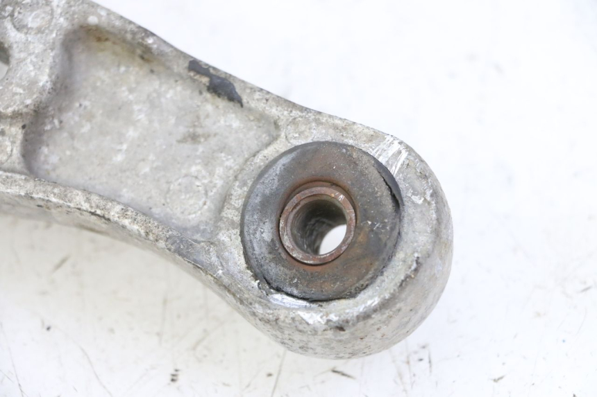 photo de FUSSRASTEN HALTEPLATTEN VORN LINKS YAMAHA XJN DIVERSION 600 (2000 - 2003)