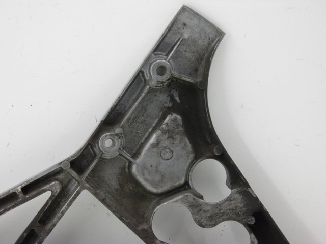 photo de FUSSRASTEN HALTEPLATTEN VORN LINKS YAMAHA FJ 3CX 1200 (1986 - 1996)