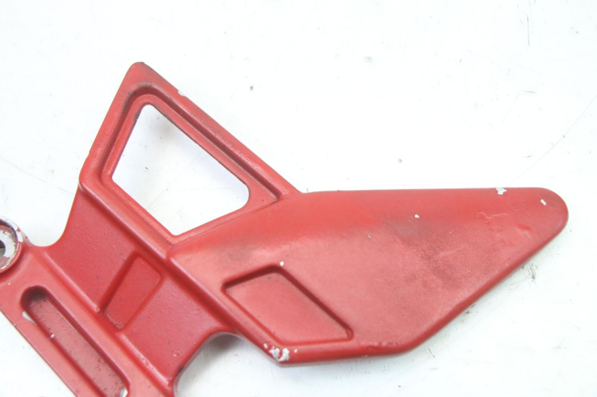 photo de FUSSRASTEN HALTEPLATTEN VORN LINKS YAMAHA TZR 50 (2008 - 2016)