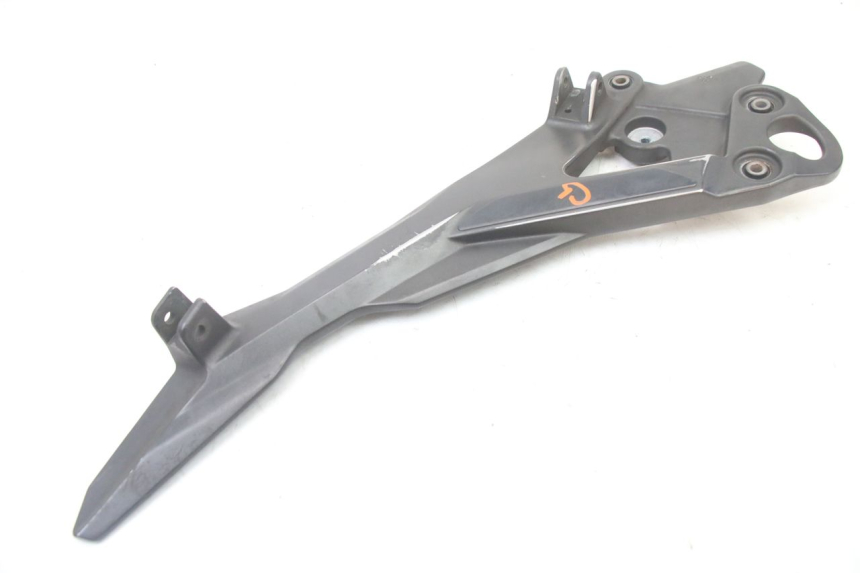 photo de FUSSRASTEN HALTEPLATTEN VORN LINKS YAMAHA XJ6 ABS 600 (2008 - 2016)