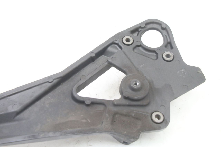 photo de FUSSRASTEN HALTEPLATTEN VORN LINKS YAMAHA XJ6 ABS 600 (2008 - 2016)
