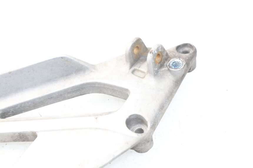 photo de FUSSRASTEN HALTEPLATTEN VORN LINKS YAMAHA XJ600 XJ DIVERSION 600 (1992 - 1997)
