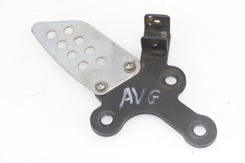 photo de LINKE VORDERE FUßRASTENHALTERUNG YAMASAKI ROADSTER 50 (2013 - 2018)