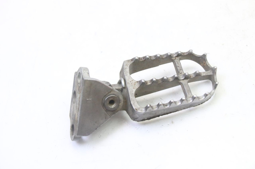 photo de FUSSRASTEN HALTEPLATTEN VORN LINKS YAMAHA YZF YZ-F 450 (2014 - 2016)