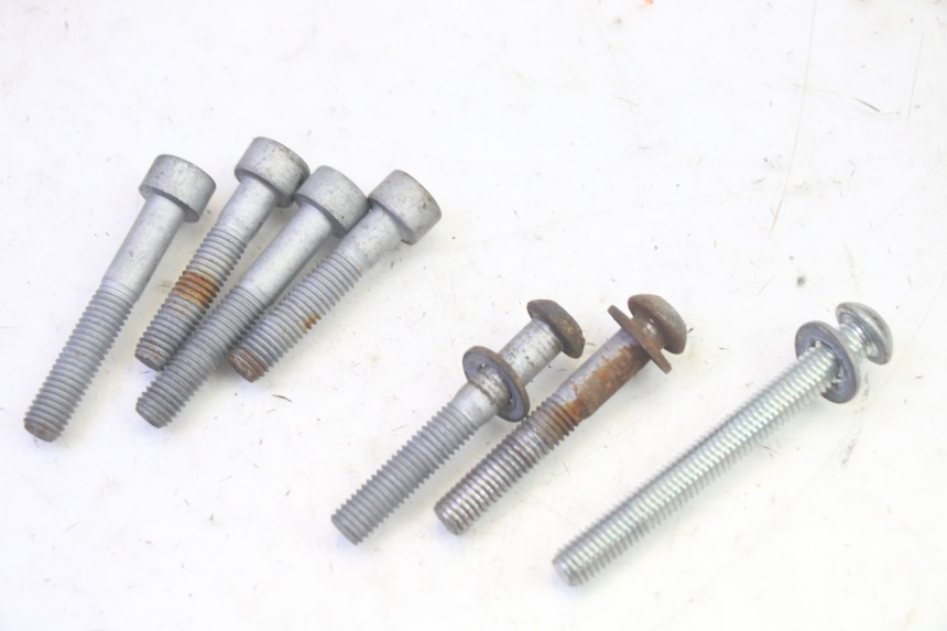 photo de GEPÄCKTRÄGER PIAGGIO MP3 HPE 350 (2018 - 2020) - Technische Nahaufnahme