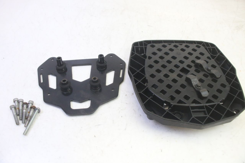 photo de GEPÄCKTRÄGER PIAGGIO MP3 HPE 350 (2018 - 2020) - Gesamtansicht des Produkts