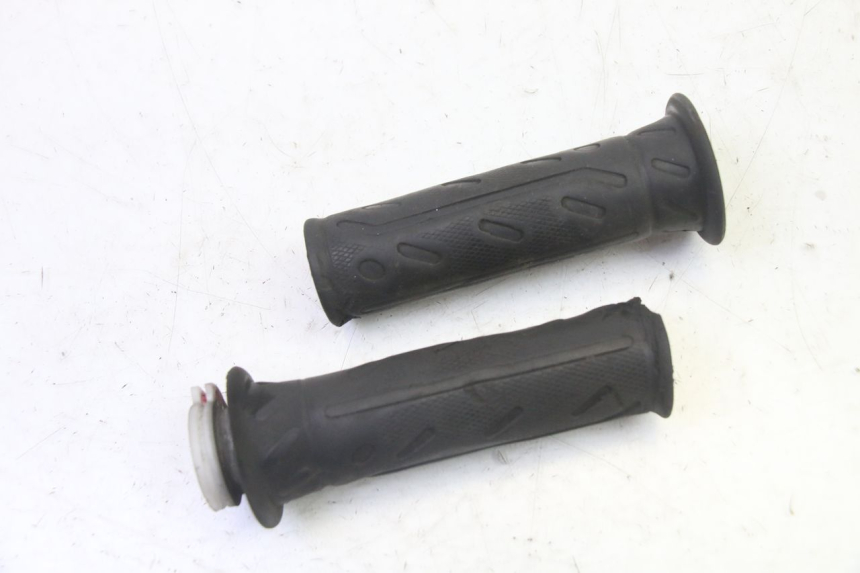 photo de GASGRIFF KYMCO AGILITY NAKED RENOUVO 2T 50 (2011 - 2018)