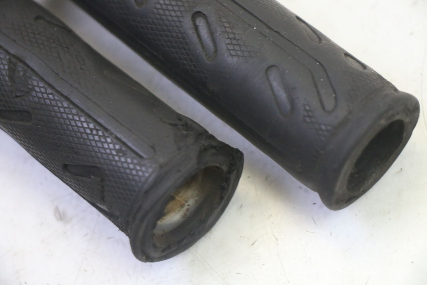 photo de GASGRIFF KYMCO AGILITY NAKED RENOUVO 2T 50 (2011 - 2018)