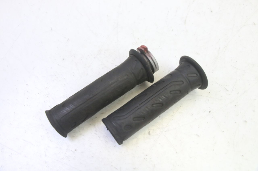 photo de GASGRIFF KYMCO AGILITY NAKED RENOUVO 2T 50 (2011 - 2018)