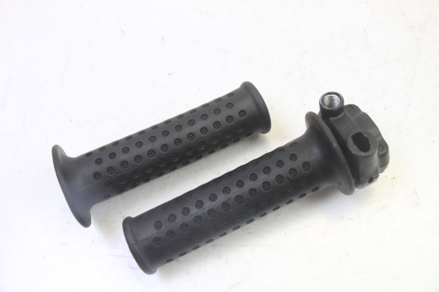 photo de GASGRIFF PIAGGIO MP3 LT 300 (2010 - 2016) - Alternative Perspektive