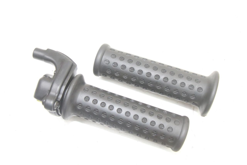 photo de GASGRIFF PIAGGIO NRG POWER PUREJET 50 (2018 - 2021)