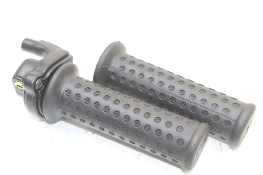 photo de GASGRIFF PIAGGIO NRG POWER PUREJET 50 (2018 - 2021)