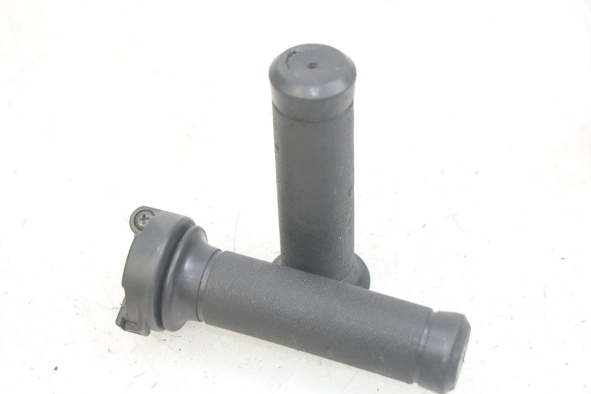 photo de GASGRIFF PEUGEOT TWEET 4T 50 (2014 - 2019)