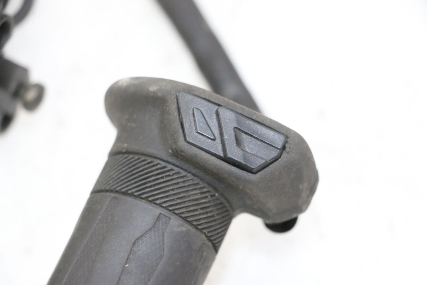 photo de GASGRIFF YAMAHA XMAX X-MAX 125 (2006 - 2009)