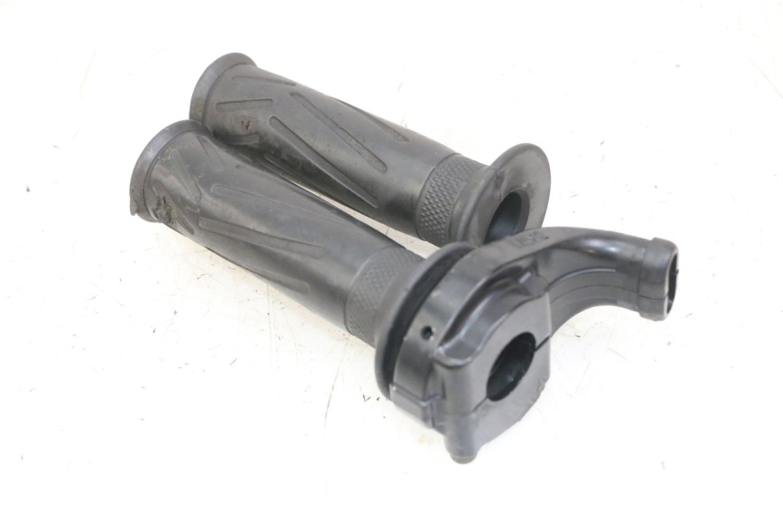 photo de GASGRIFF YAMAHA FZS FAZER 600 (2001 - 2003)