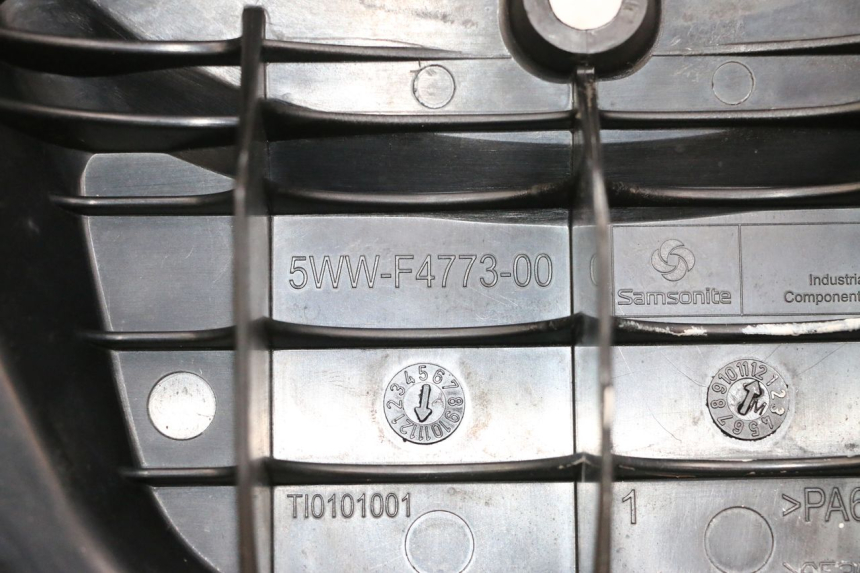 photo de HINTERRADGRIFF MBK BOOSTER SPIRIT NAKED 50 (2004 - 2017) - Technische Nahaufnahme