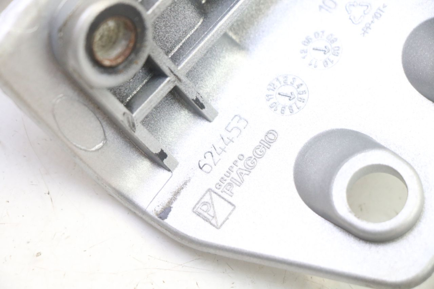 photo de RECHTER HINTERER GRIFF PIAGGIO MP3 RL 250 (2007 - 2010)