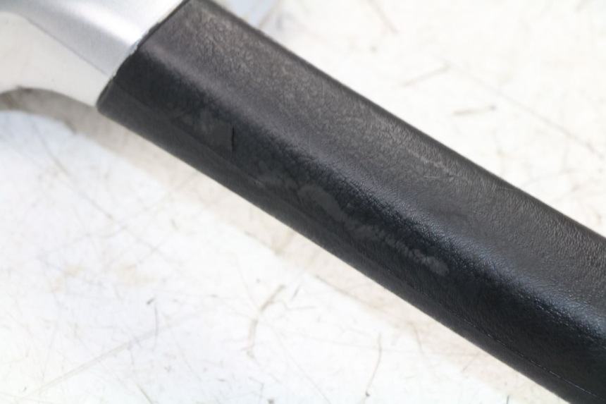 photo de RECHTER HINTERER GRIFF PIAGGIO MP3 LT 400 (2007 - 2012)