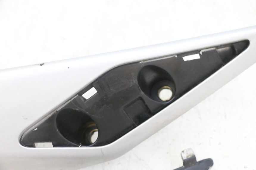 photo de HALTEGRIFF RECHTS PEUGEOT SATELIS 125 (2013 - 2018)