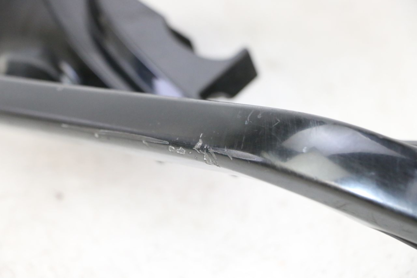 photo de HALTEGRIFF YAMAHA FZ6 FAZER S2 600 (2007 - 2011)