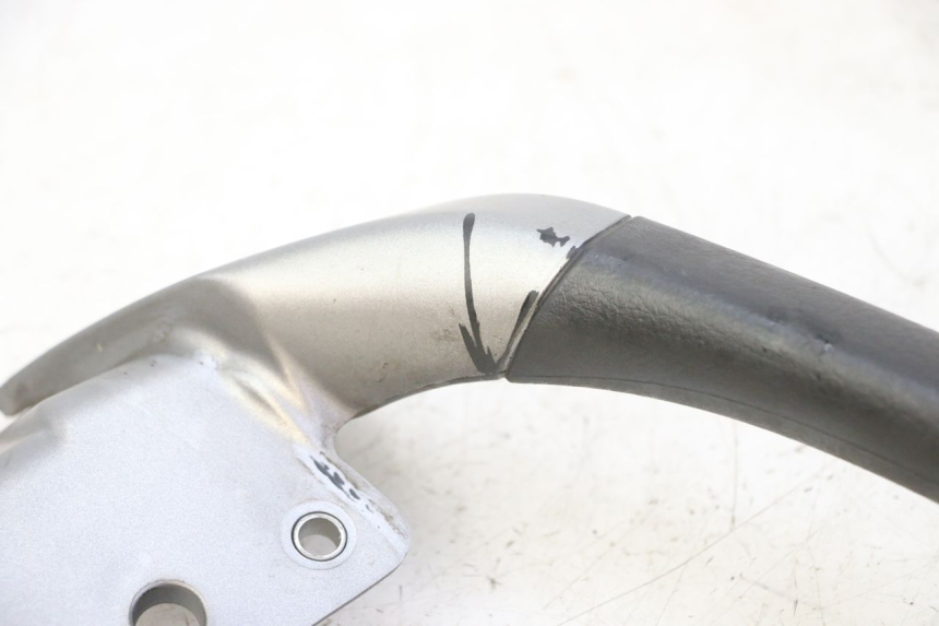 photo de HALTEGRIFF LINKS PIAGGIO MP3 125 (2006 - 2014)