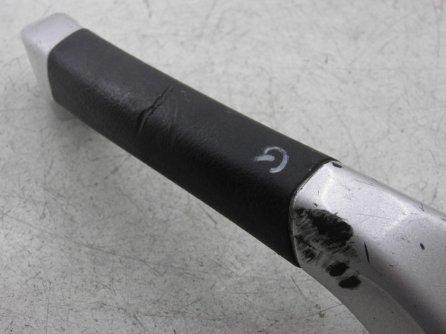 photo de HALTEGRIFF LINKS PIAGGIO MP3 RL 250 (2007 - 2010)