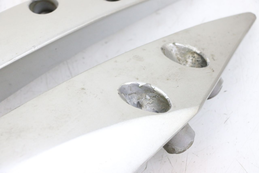 photo de HALTEGRIFF JM MOTORS GTS 125 (2015 - 2019) - Details der Befestigungspunkte