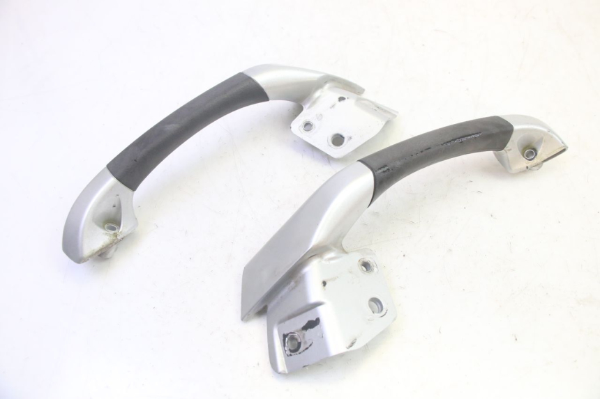 photo de HALTEGRIFF PIAGGIO MP3 RL 250 (2007 - 2010) - Zoom auf Gebrauchszustand